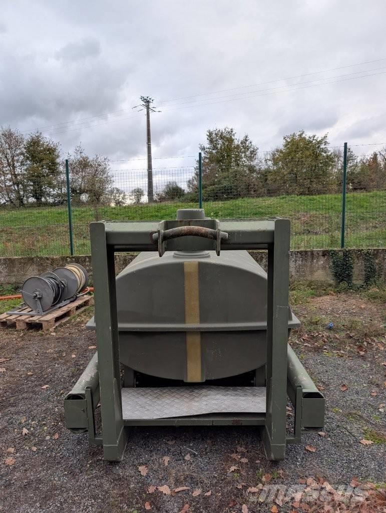  Rocher Citerne Ρυμούλκες βυτίων