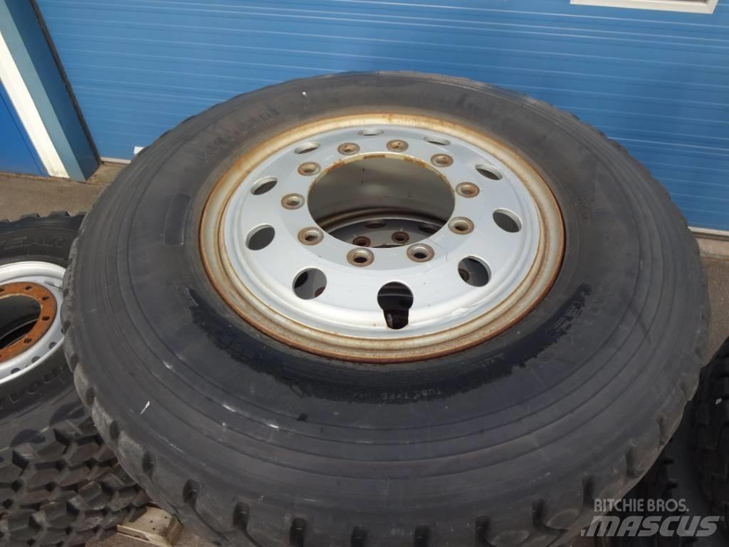 Michelin 1200x24 XDL Ελαστικά και ζάντες