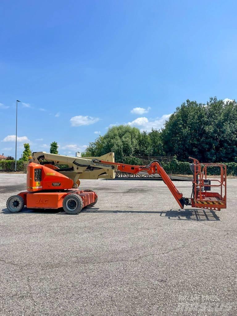 JLG E 400 AJP Ανυψωτήρες με αρθρωτό βραχίονα