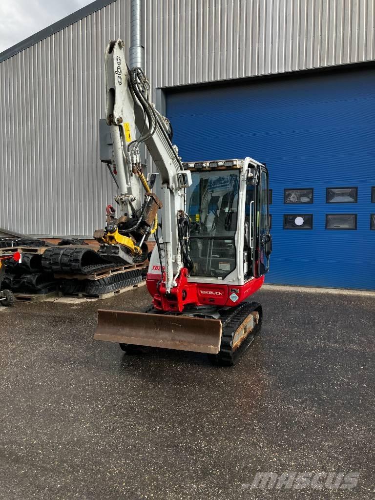 Takeuchi TB 230 Εκσκαφάκι (διαβολάκι) < 7t