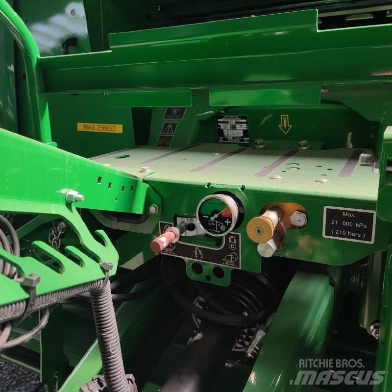 John Deere F441M Πρέσες κυλινδρικών δεμάτων