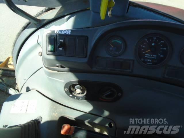 New Holland 575 E Εκσκαφείς Φορτωτές τύπου JCB
