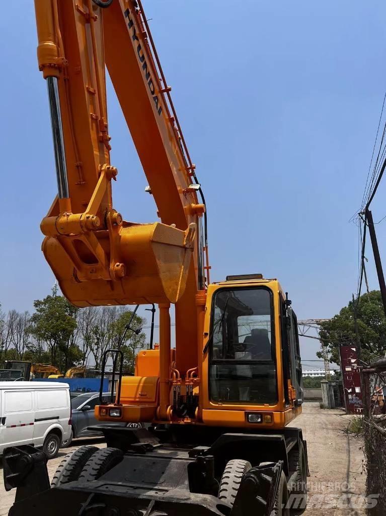 Hyundai 210W-7 Εκσκαφείς με τροχούς - λάστιχα