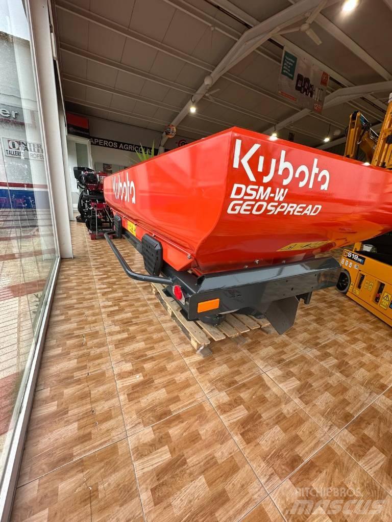 Kubota DSM-W 1300 Διαστρωτήρες ανοργάνων
