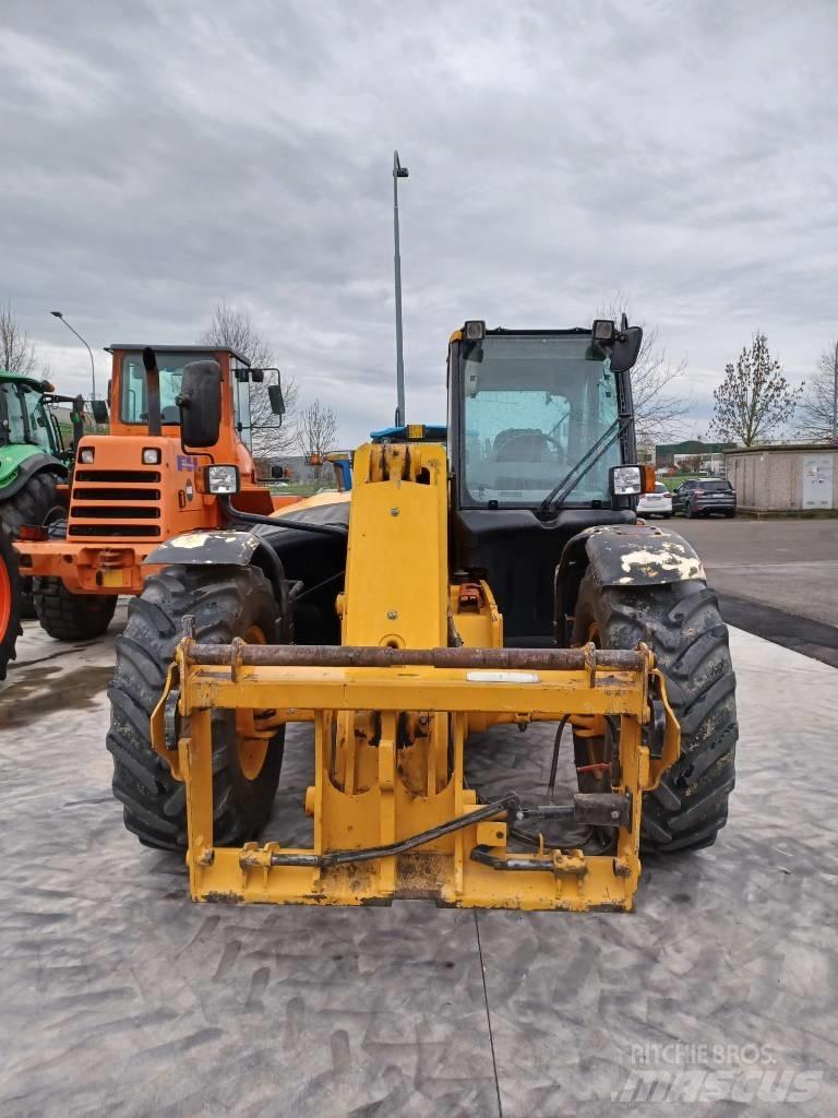 JCB 540-70 Συστήματα τηλεχειρισμού για τη γεωργία