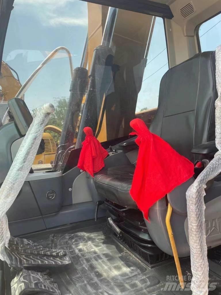 CAT 312D Εκσκαφείς με ερπύστριες