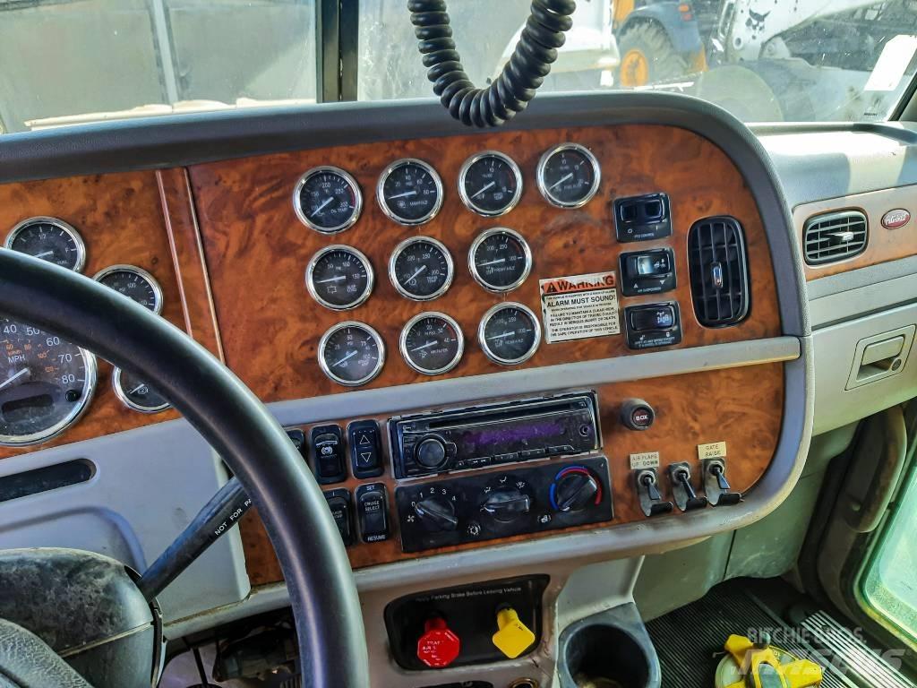 Peterbilt 379 Φορτηγά Ανατροπή