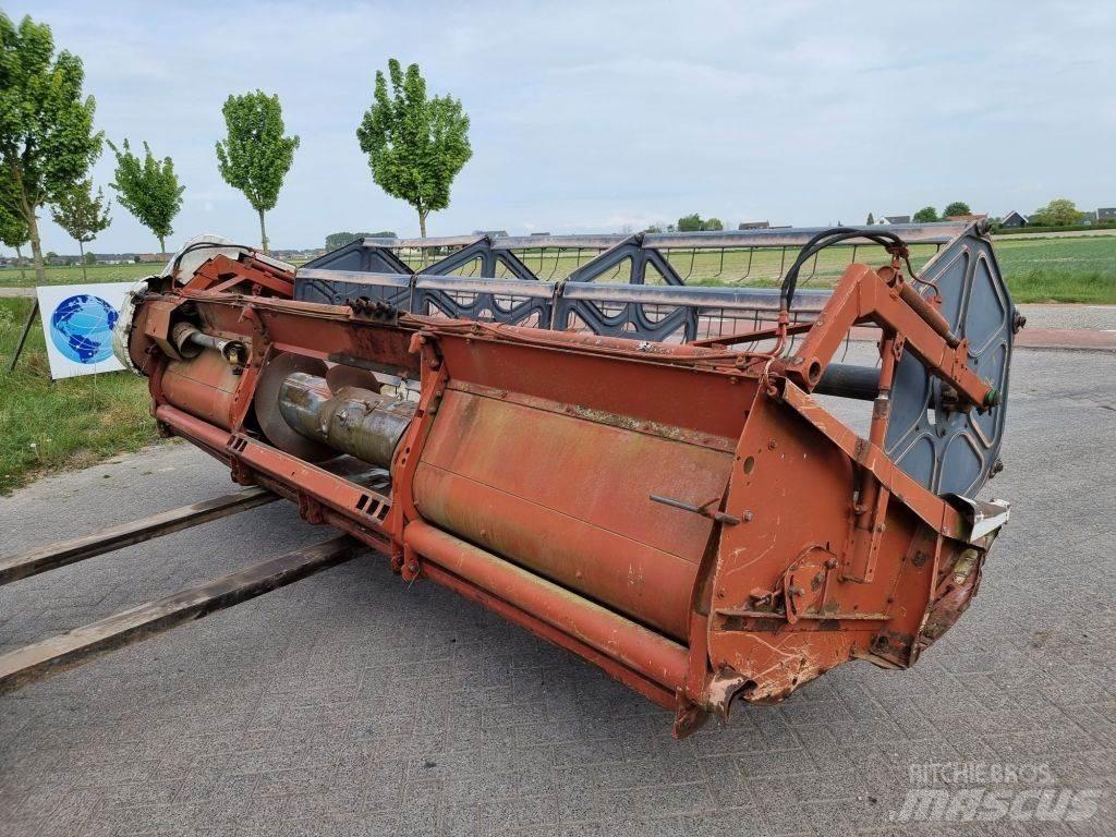 Laverda 3500 Θεριζοαλωνιστικές μηχανές