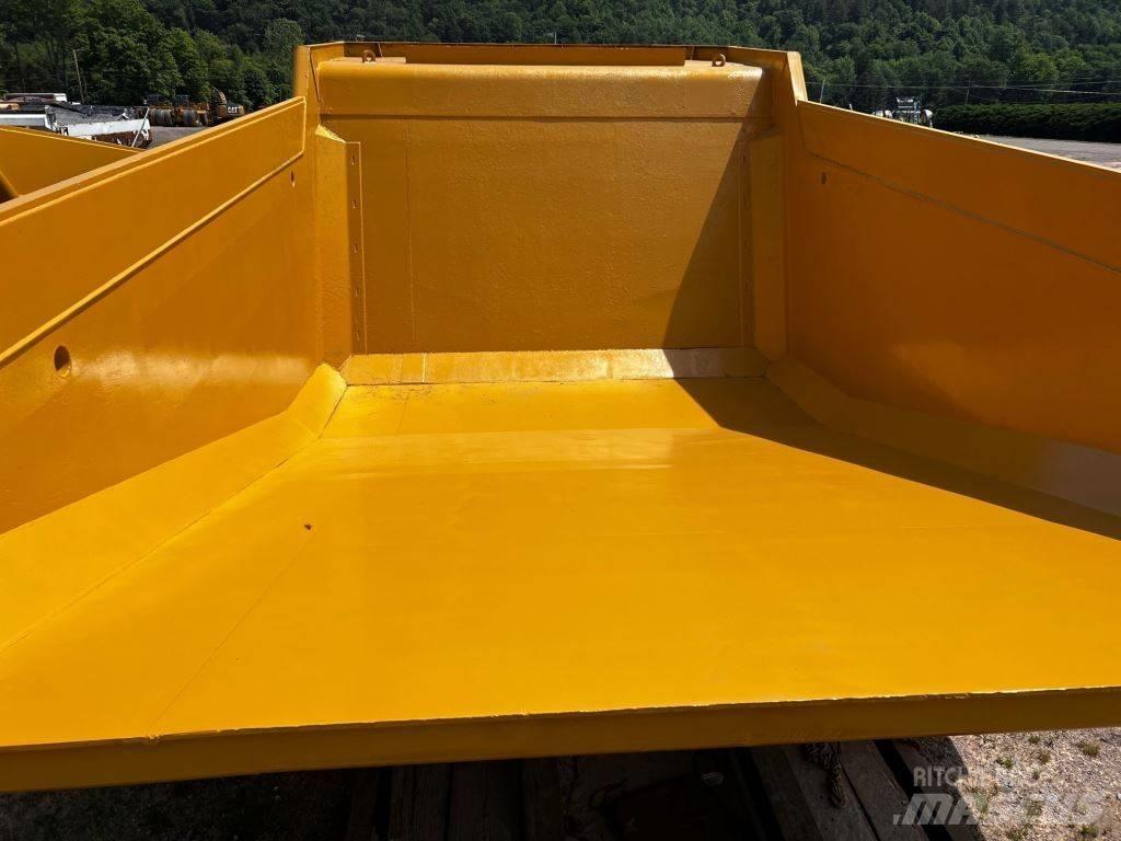 CAT 773G Σπαστό Dump Truck ADT