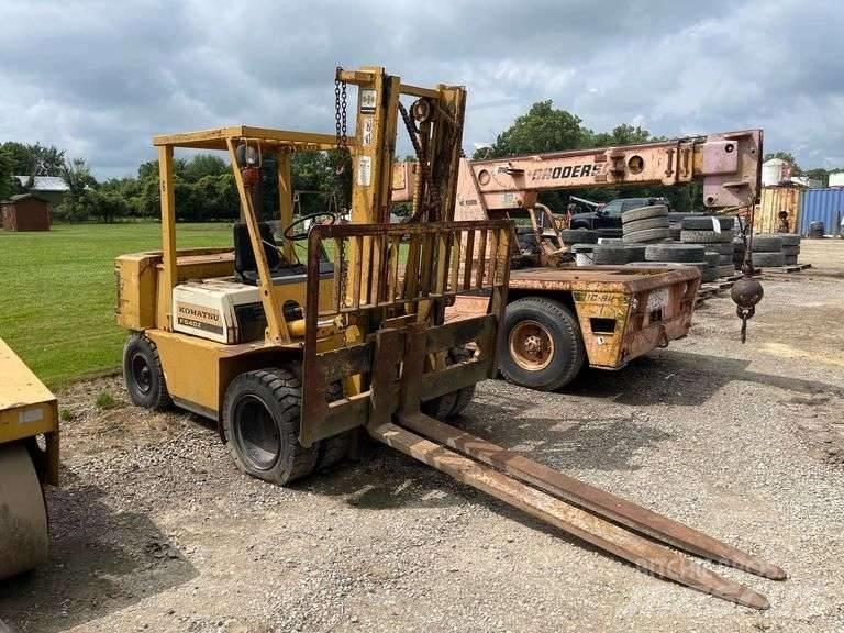 Komatsu FG 40ZT-4 Περονοφόρα ανυψωτικά κλαρκ - άλλα