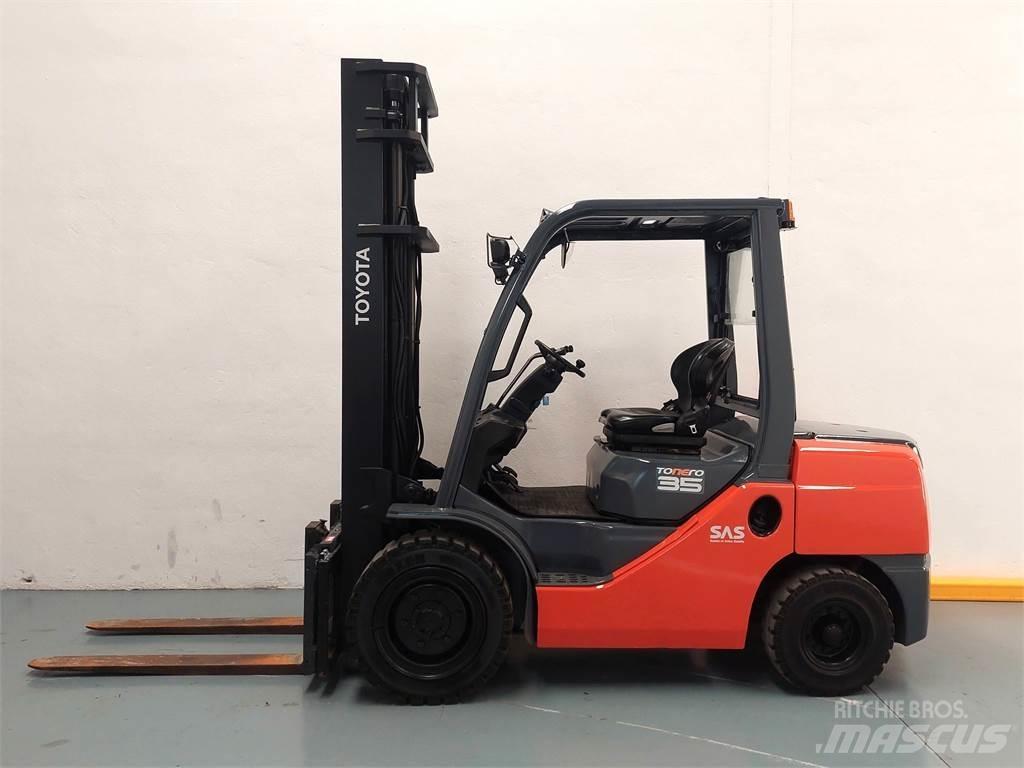 Toyota 52 8FDJF35 Πετρελαιοκίνητα Κλαρκ