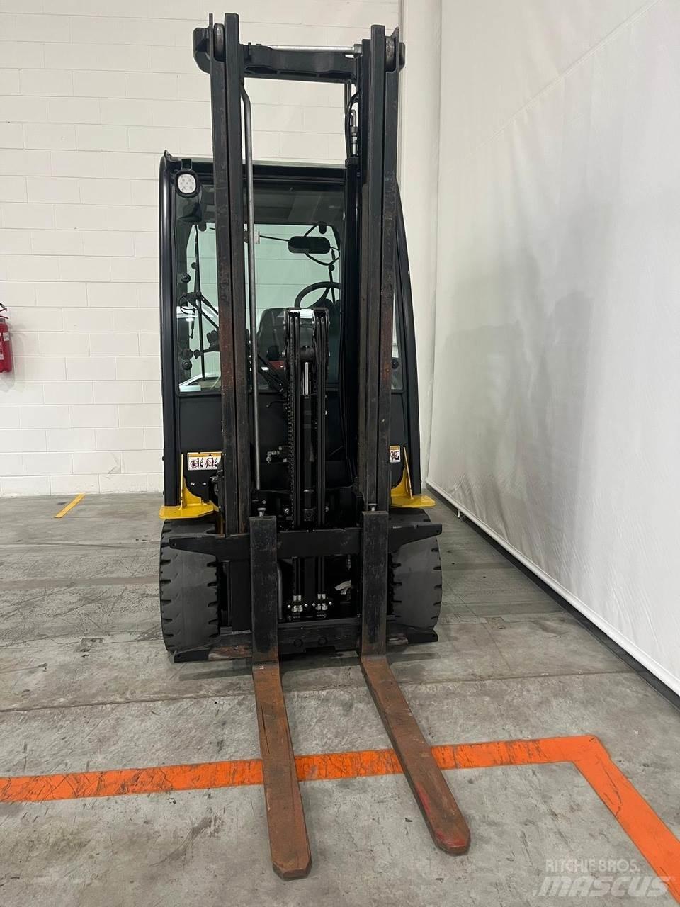 Yale ERP30VL Ηλεκτρικά περονοφόρα ανυψωτικά κλαρκ