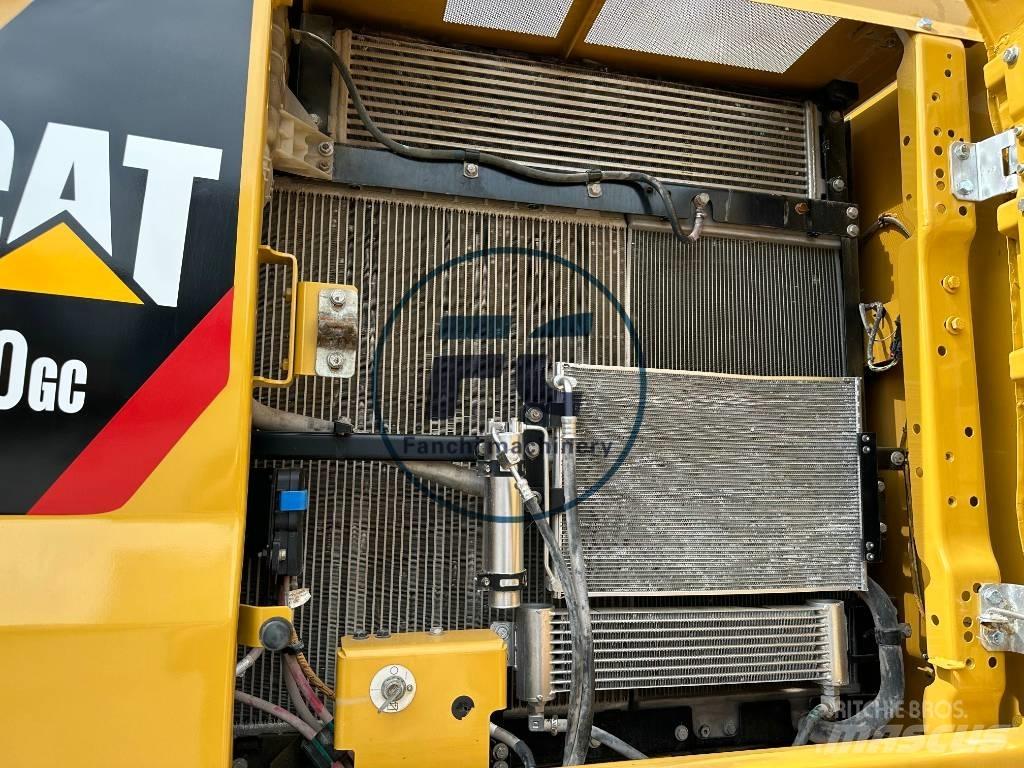 CAT 330 GC Εκσκαφείς με ερπύστριες