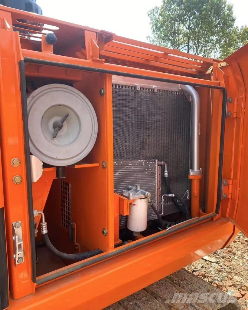 Doosan 150 Εκσκαφείς με ερπύστριες