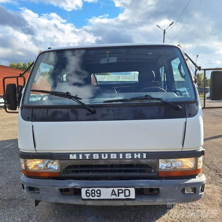 Mitsubishi Canter Φορτηγά με Γερανό