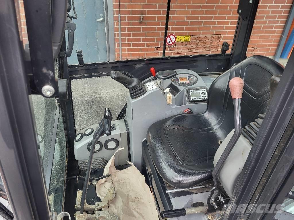 Bobcat E 17 Εκσκαφάκι (διαβολάκι) < 7t
