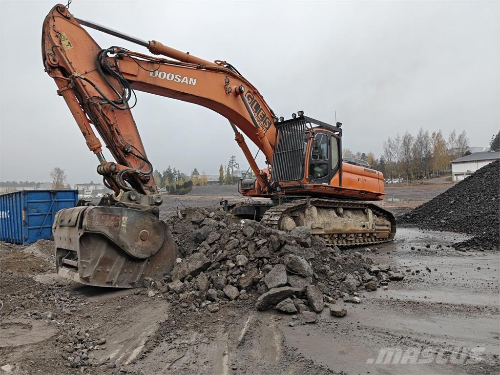 Doosan DX520LC Εκσκαφείς με ερπύστριες