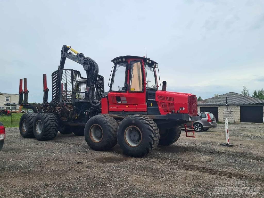 Komatsu 895 Μεταφορείς ξυλείας