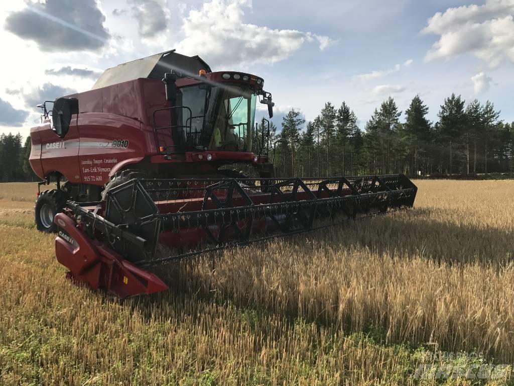 Case IH 9010 Θεριζοαλωνιστικές μηχανές