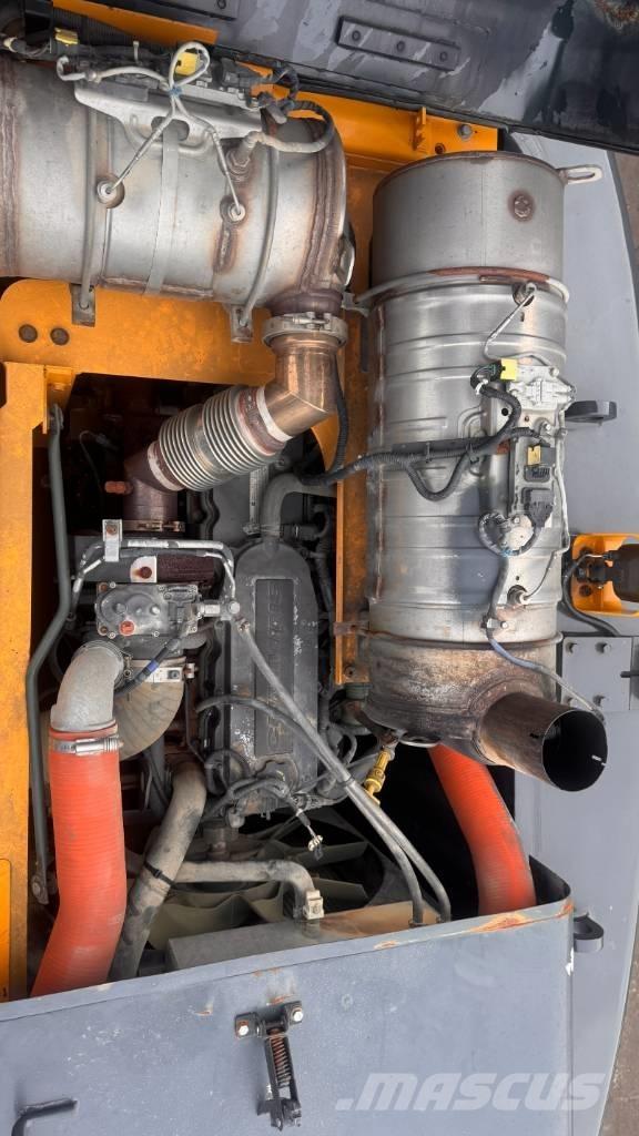 Hyundai HW 180 Εκσκαφείς με τροχούς - λάστιχα