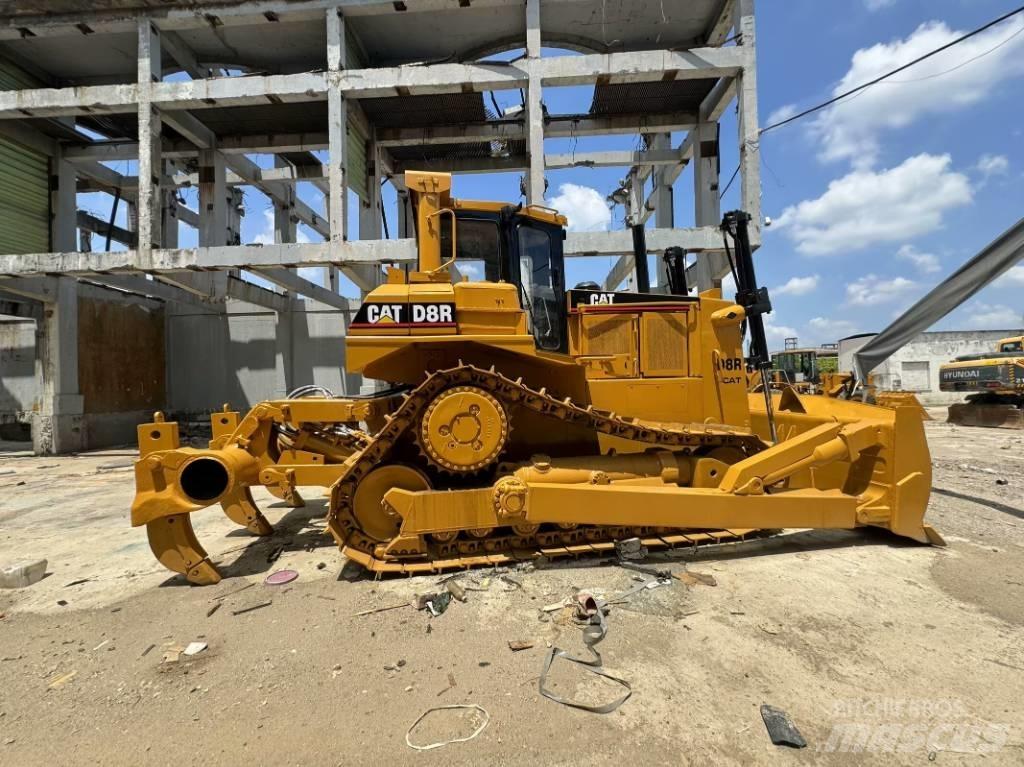 CAT D 7 R Μπουλντόζες με ερπύστριες
