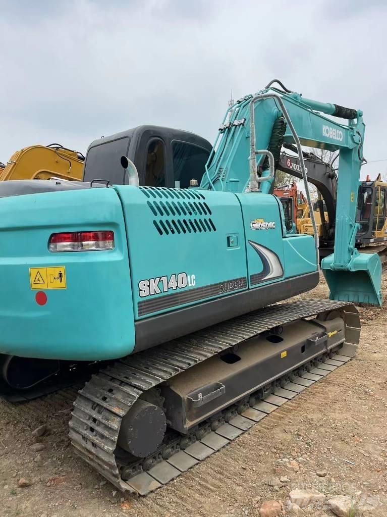 Kobelco SK140 Εκσκαφείς με ερπύστριες