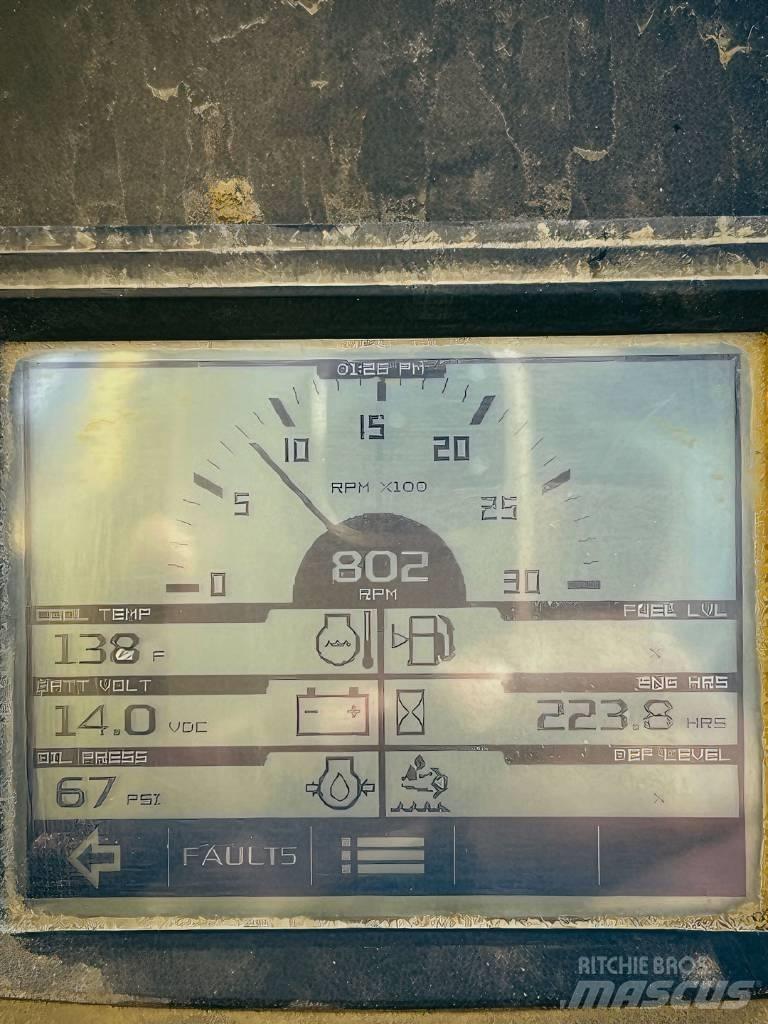 Lorain 1600M Γερανοί ανώμαλου εδάφους