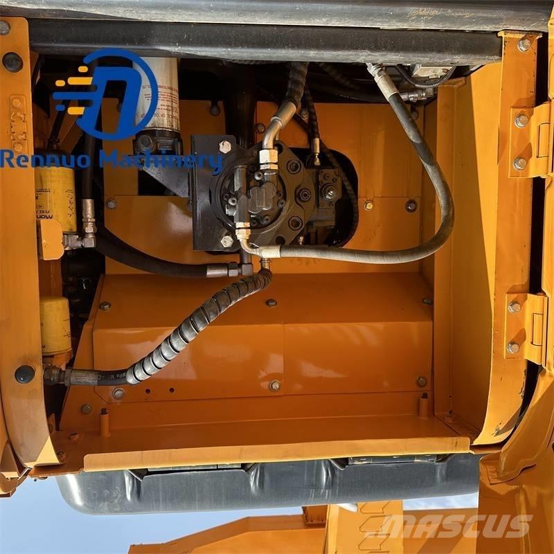 Hyundai 215-9S Εκσκαφείς με ερπύστριες