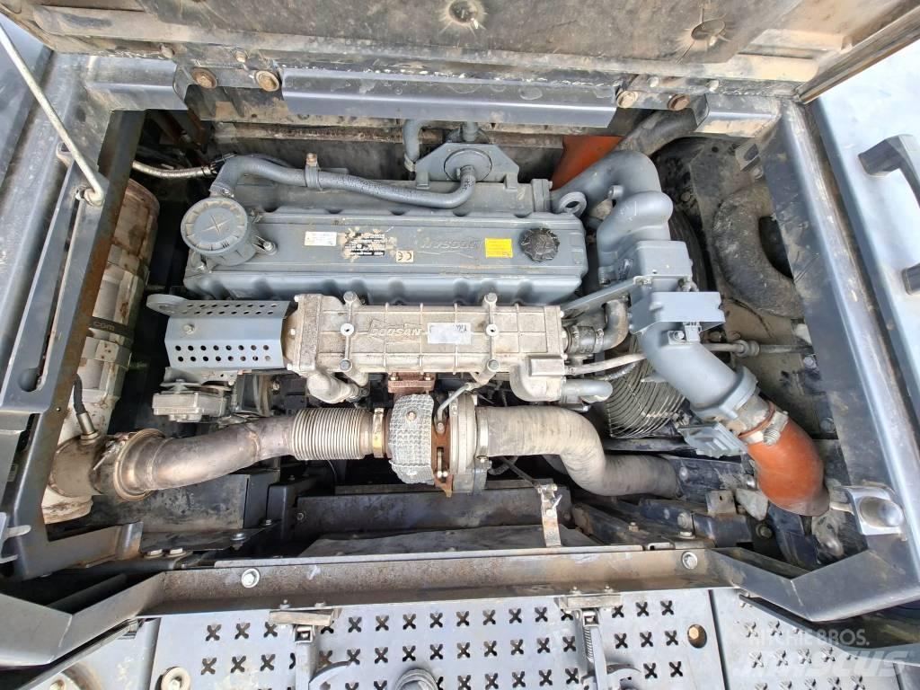 Doosan DX 300 LC-5 Εκσκαφείς με ερπύστριες