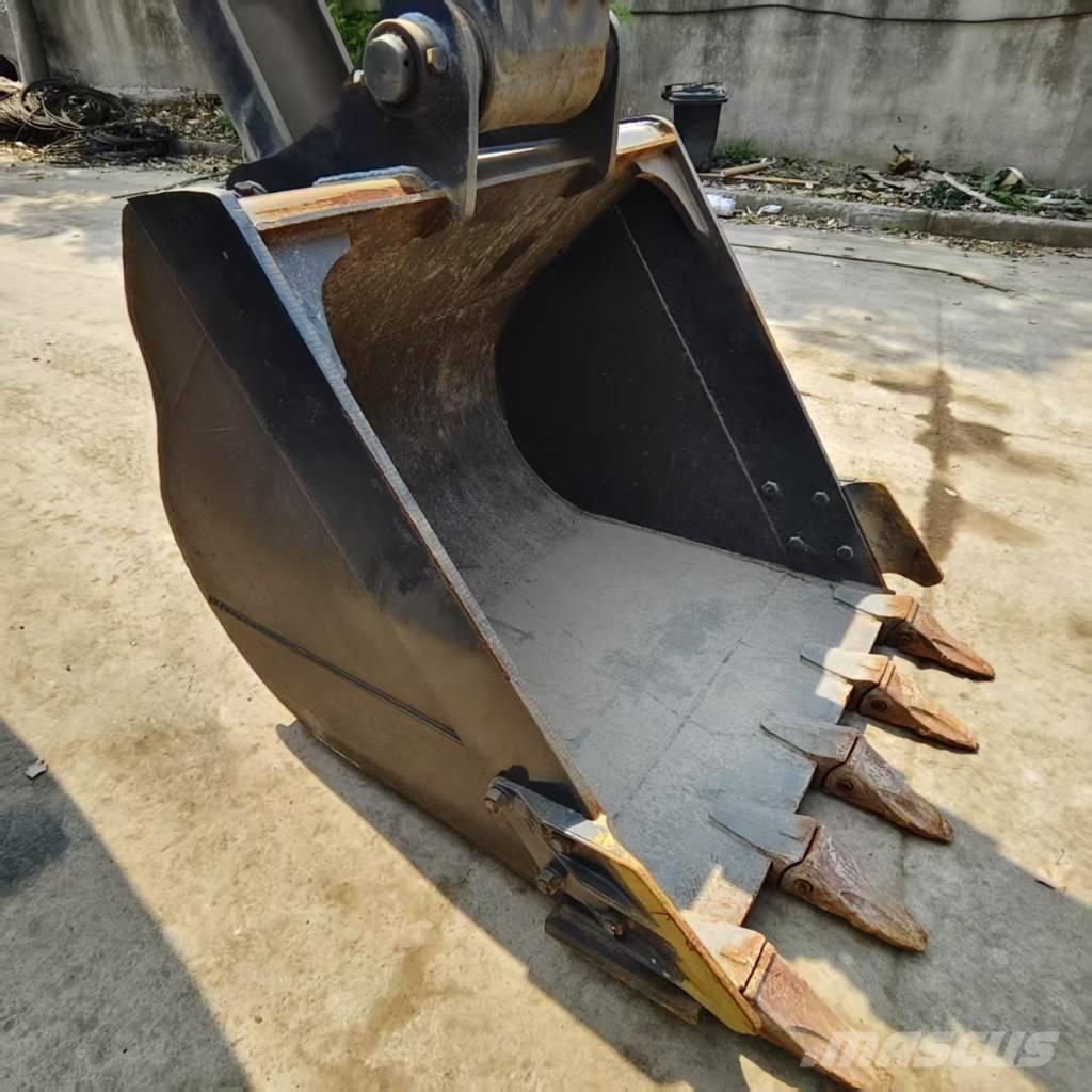 Volvo EC 220 Εκσκαφείς με ερπύστριες