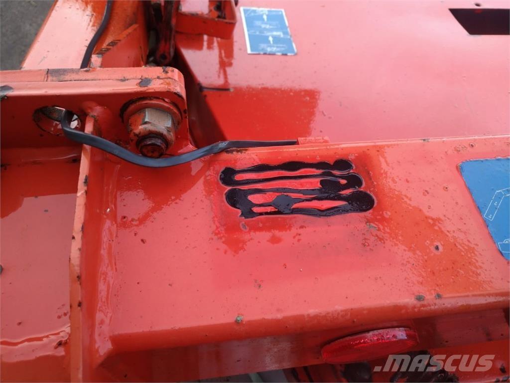 Kuhn GMD 802 F Χορτοκοπτικά-διαμορφωτές