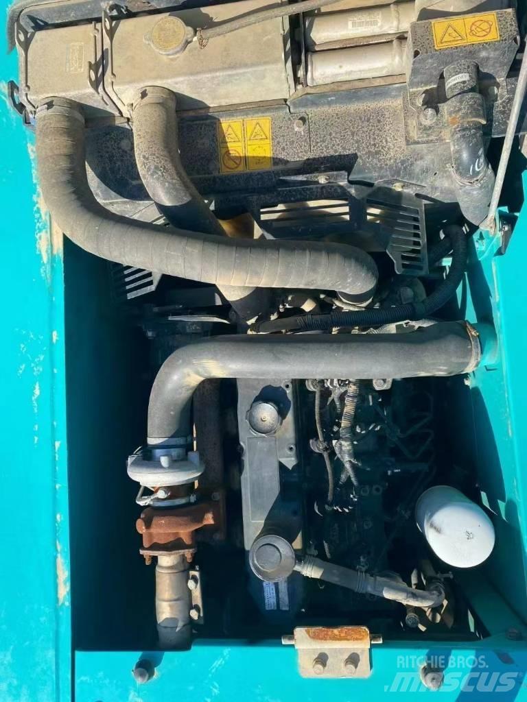 Kobelco SK 130 Εκσκαφείς με ερπύστριες