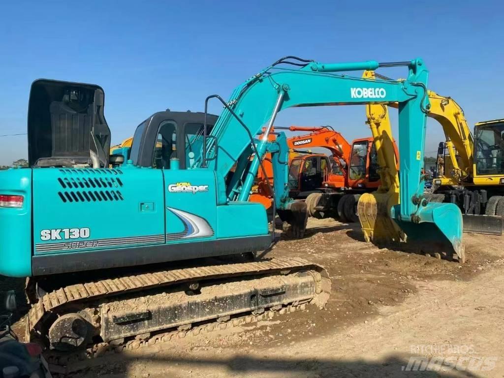 Kobelco SK 130 Εκσκαφείς με ερπύστριες