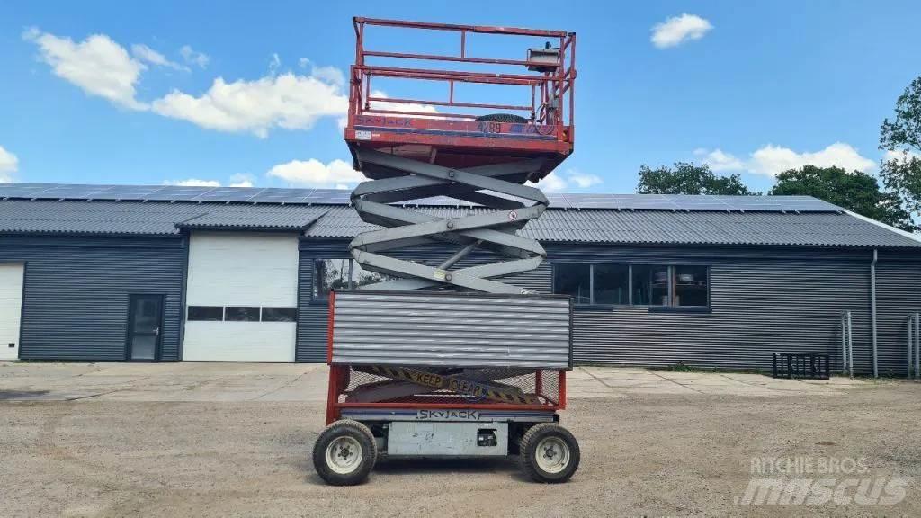 SkyJack 6832 Ανυψωτήρες ψαλιδωτής άρθρωσης
