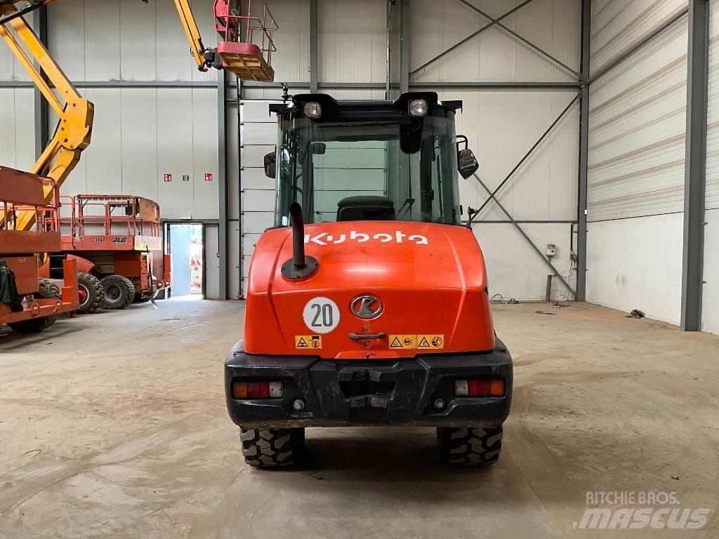 Kubota R 065 Φορτωτές με λάστιχα (Τροχοφόροι)