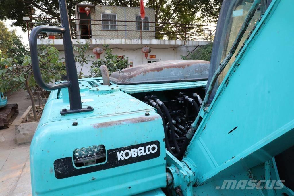 Kobelco SK 130 Εκσκαφείς με ερπύστριες