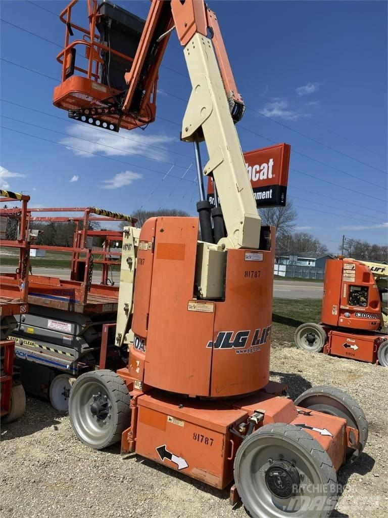 JLG E300AJP Ανυψωτήρες με αρθρωτό βραχίονα