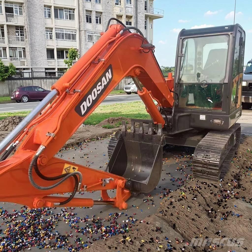 Doosan DH 60 Εκσκαφάκι (διαβολάκι) < 7t
