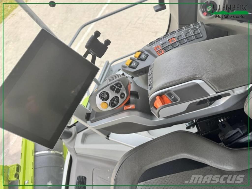 CLAAS Lexion 8900 TT Θεριζοαλωνιστικές μηχανές
