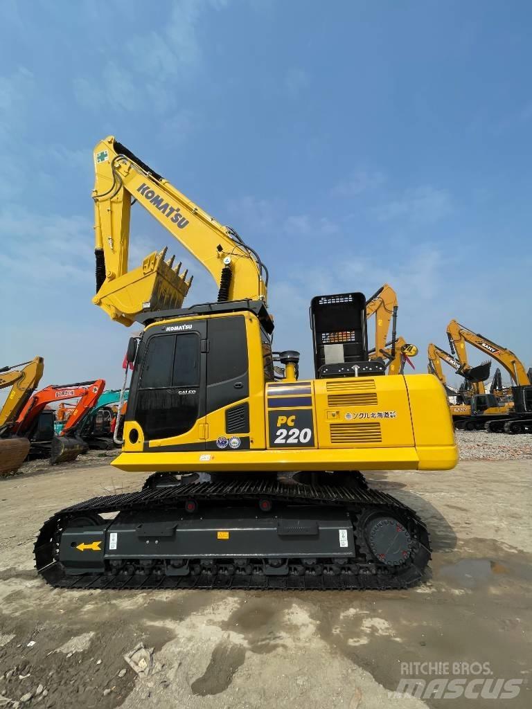 Komatsu PC 220 Εκσκαφείς με ερπύστριες