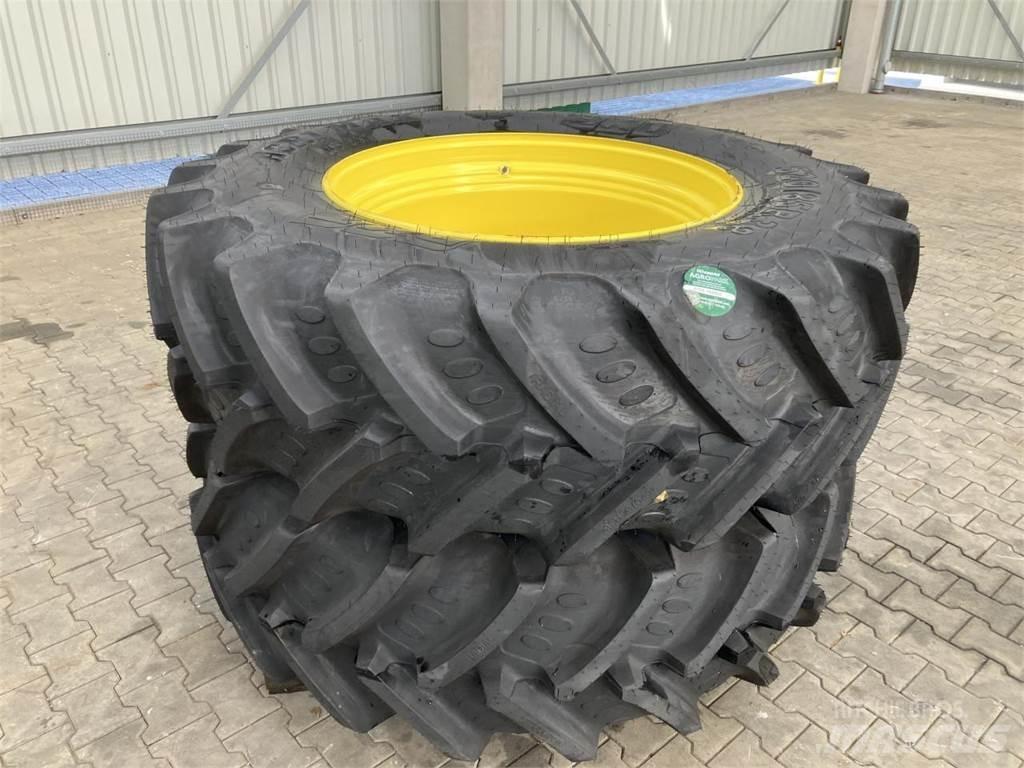 BKT 520/85R38 Ελαστικά και ζάντες