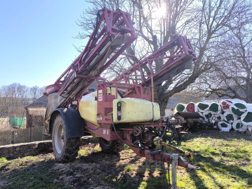 Hardi Commander 2800 Ρυμουλκούμενα ψεκαστικά