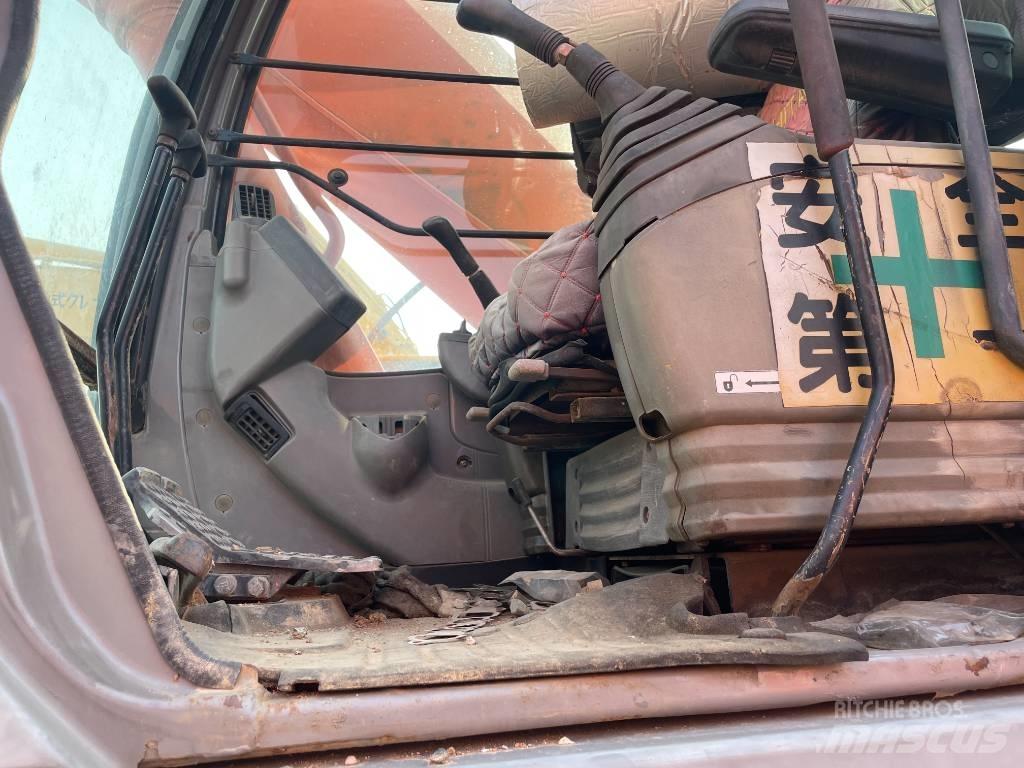 Hitachi ZX 270 Εκσκαφείς με ερπύστριες