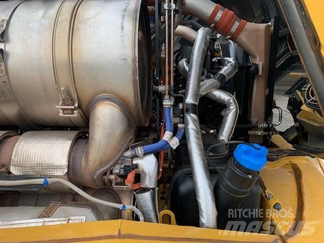CAT 730 Σπαστό Dump Truck ADT