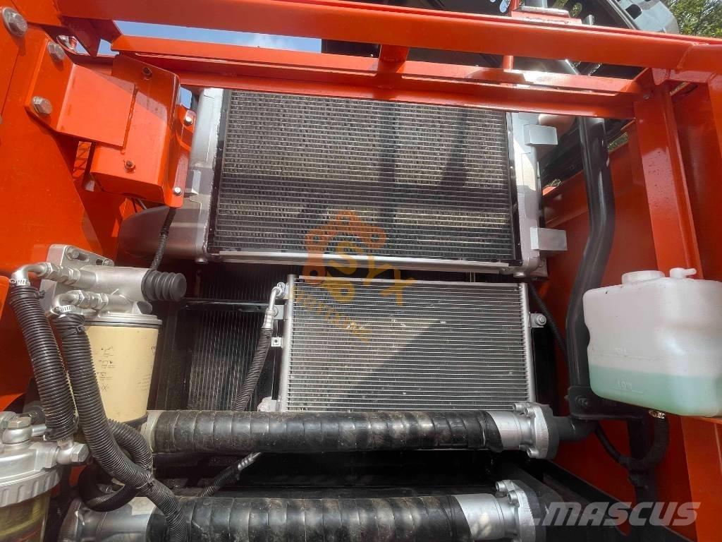 Doosan DX 300 Εκσκαφείς με ερπύστριες