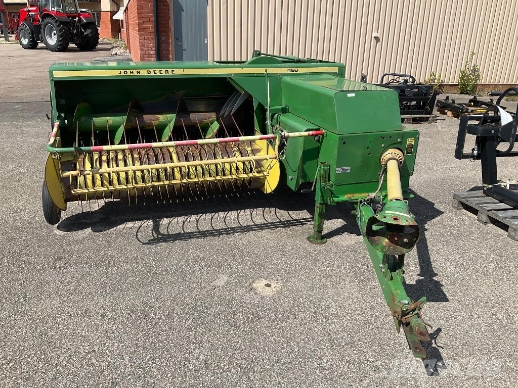 John Deere 440 Πρέσες τετράγωνων δεμάτων