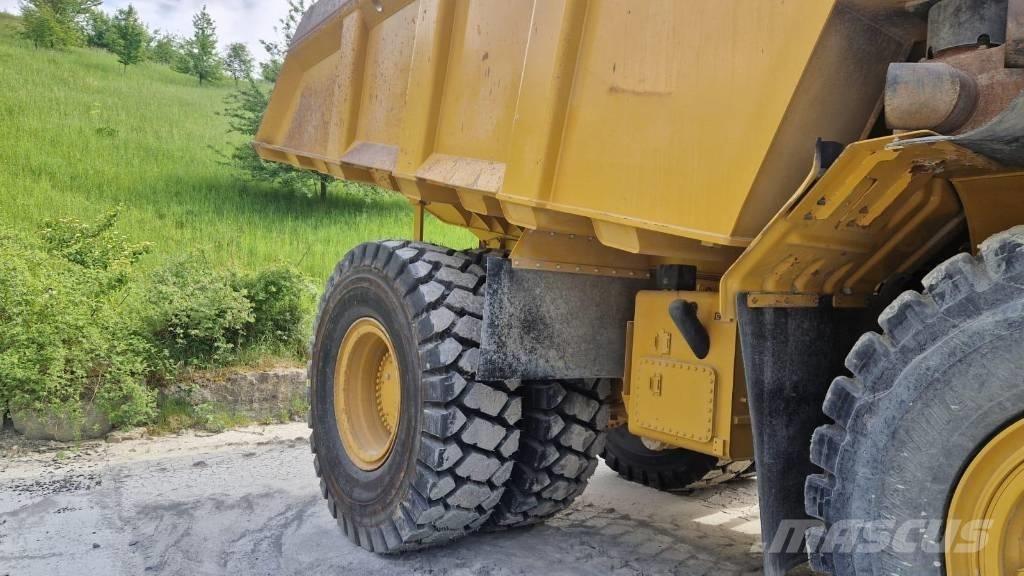 CAT 775 G Άκαμπτα Dumper με ανατρεπόμενο κάδο