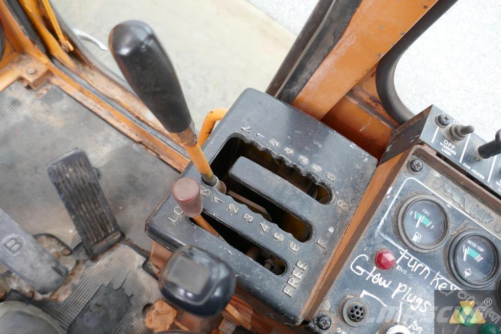 Mitsubishi MG300 Γκρέιντερς