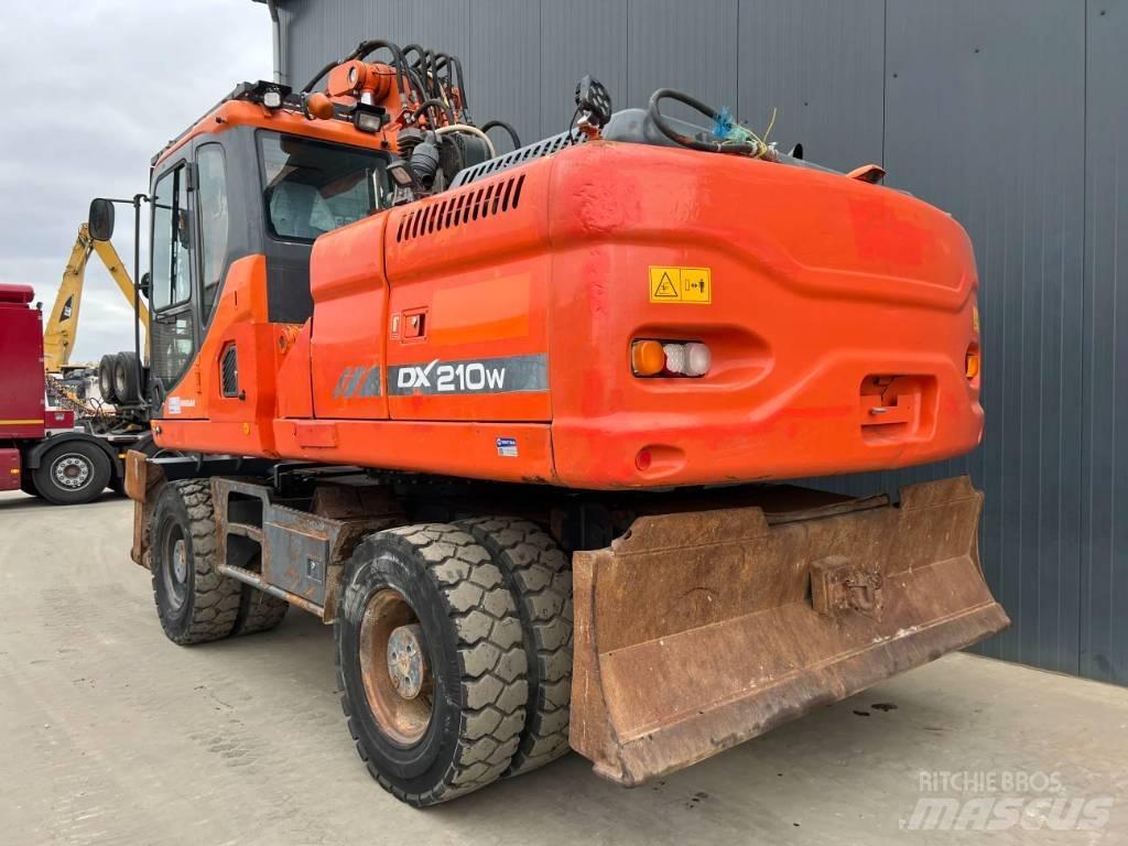 Doosan DX210W Εκσκαφείς με τροχούς - λάστιχα
