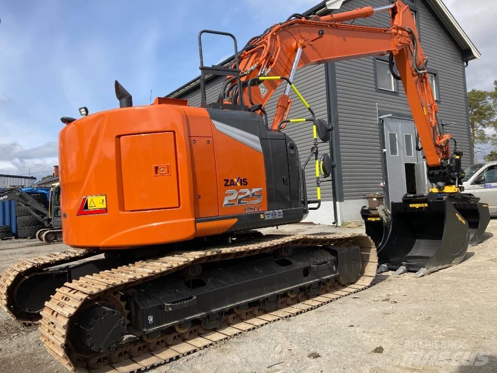 Hitachi ZX 225 US LC Εκσκαφείς με ερπύστριες